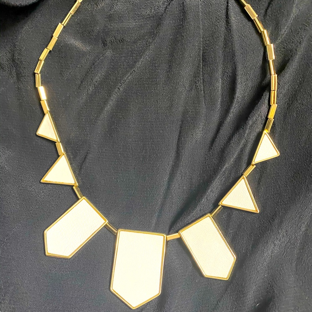 House of Hallow Necklace